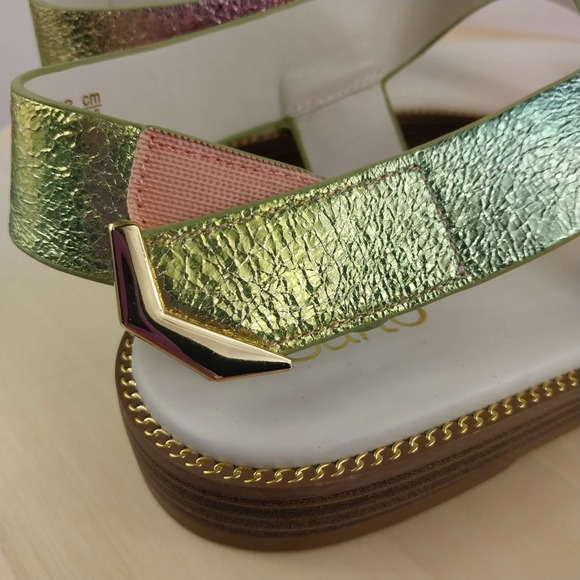 Franco Sarto Gess Sandals Sz 9 Metallic Rainbow Strappy Flat Sandals Multicolor - Picture 12 of 13